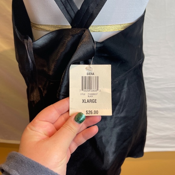 Alfani Intimates satin cross back strap top NWT - Picture 3 of 7
